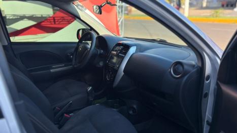 NISSAN March 1.6 16V 4P SL FLEX, Foto 6