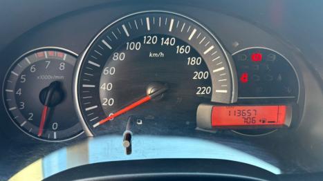 NISSAN March 1.6 16V 4P SL FLEX, Foto 7