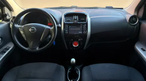 NISSAN March 1.6 16V 4P SL FLEX, Foto 14