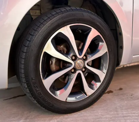 NISSAN March 1.6 16V 4P SL FLEX, Foto 18