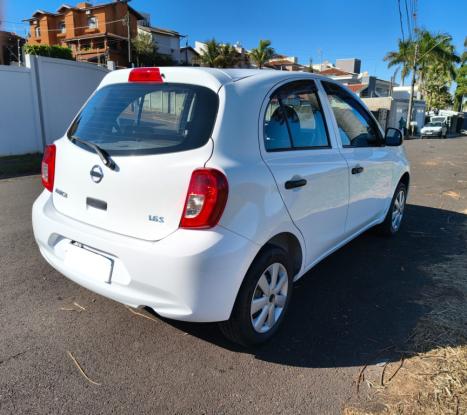 NISSAN March 1.6 16V 4P S FLEX, Foto 6