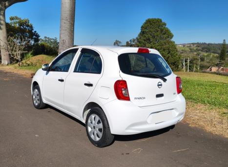 NISSAN March 1.6 16V 4P S FLEX, Foto 8