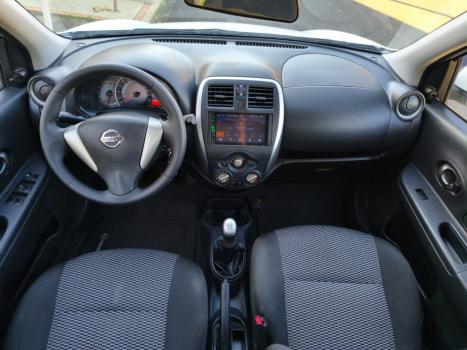 NISSAN March 1.6 16V 4P S FLEX, Foto 10