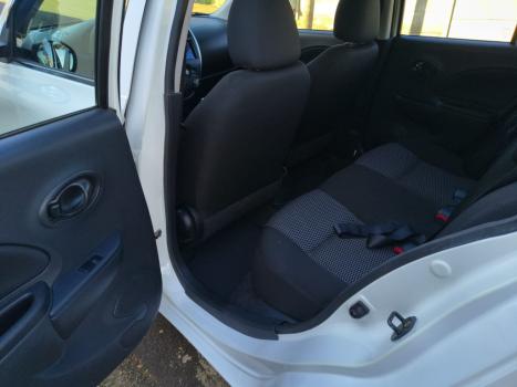 NISSAN March 1.6 16V 4P S FLEX, Foto 13