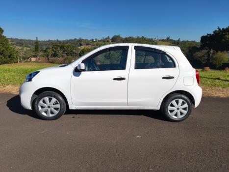 NISSAN March 1.6 16V 4P S FLEX, Foto 15