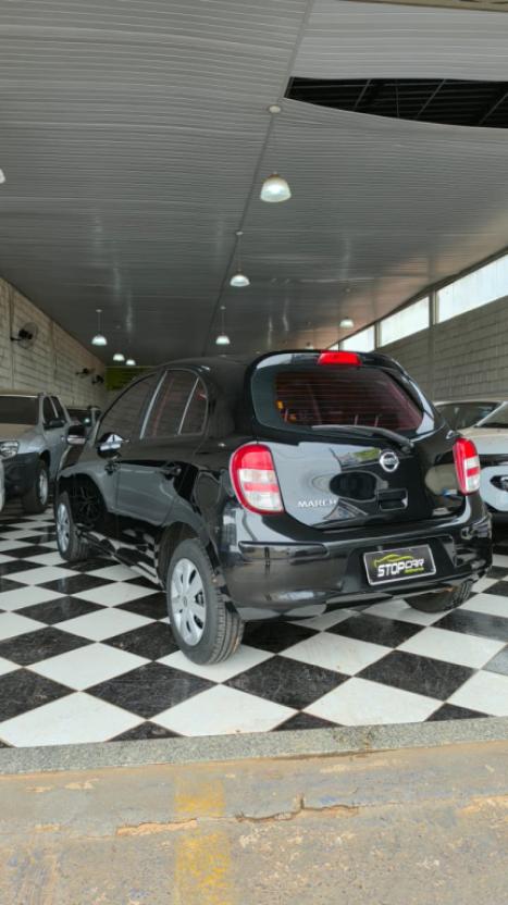 NISSAN March 1.6 16V 4P S FLEX, Foto 3