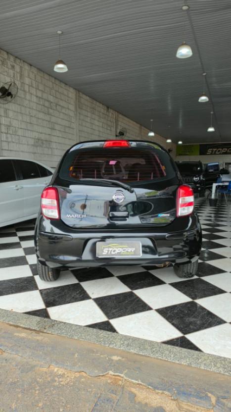NISSAN March 1.6 16V 4P S FLEX, Foto 4