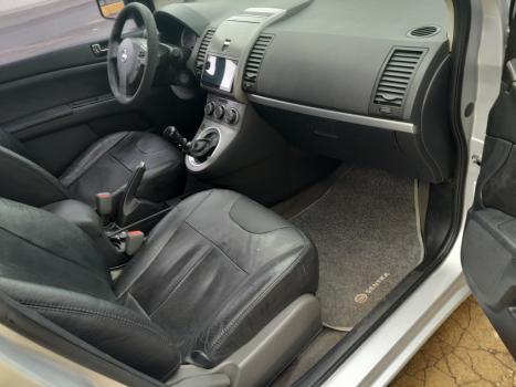 NISSAN Sentra 2.0 16V 4P, Foto 5