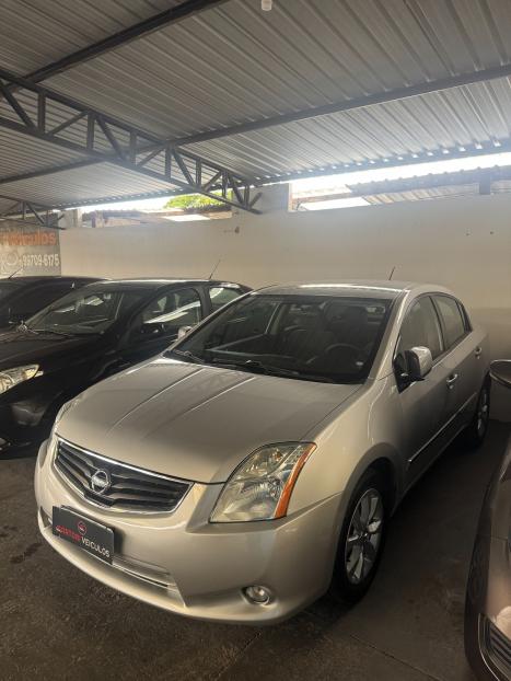 NISSAN Sentra , Foto 3