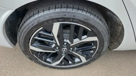 NISSAN Versa Sedan 1.6 16V 4P FLEX EXCLUSIVE XTRONIC AUTOMÁTICO CVT, Foto 7 NISSAN Versa Sedan 1.6 16V 4P FLEX EXCLUSIVE XTRONIC AUTOMÁTICO CVT, Foto 7