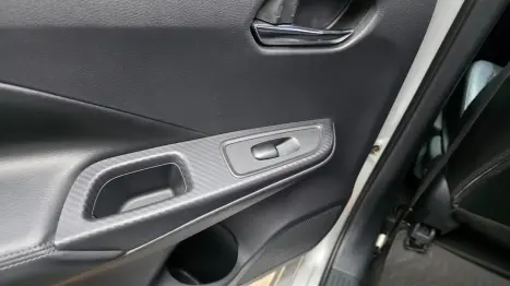 NISSAN Versa Sedan 1.6 16V 4P FLEX EXCLUSIVE XTRONIC AUTOMÁTICO CVT, Foto 8 NISSAN Versa Sedan 1.6 16V 4P FLEX EXCLUSIVE XTRONIC AUTOMÁTICO CVT, Foto 8