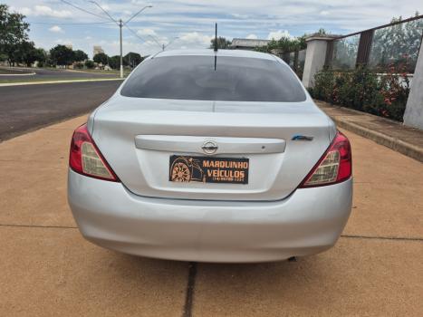 NISSAN Versa Sedan 1.6 16V 4P FLEX SL, Foto 4