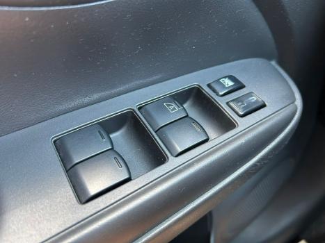 NISSAN Versa Sedan 1.6 16V 4P SL FLEX XTRONIC AUTOMTICO CVT, Foto 10