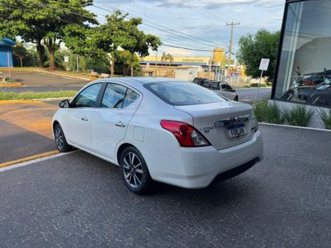 NISSAN Versa Sedan 1.6 16V 4P FLEX SL, Foto 4