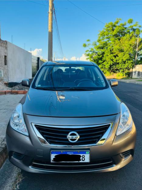 NISSAN Versa Sedan 1.6 16V 4P FLEX SV, Foto 4