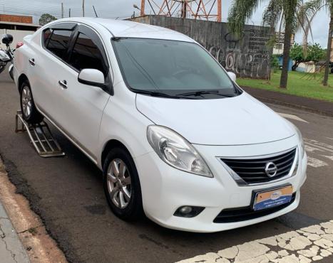 NISSAN Versa Sedan 1.6 16V 4P FLEX SL, Foto 2