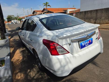 NISSAN Versa Sedan 1.6 16V 4P UNIQUE FLEX XTRONIC AUTOM�TICO CVT, Foto 4