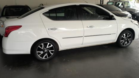 NISSAN Versa Sedan 1.6 16V 4P FLEX SL, Foto 2