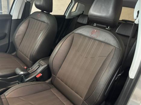 PEUGEOT 2008 1.6 16V 4P FLEX CROSSWAY AUTOM�TICO, Foto 17