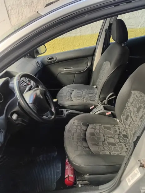 PEUGEOT 207 Hatch 1.4 4P XR FLEX, Foto 3 PEUGEOT 207 Hatch 1.4 4P XR FLEX, Foto 3