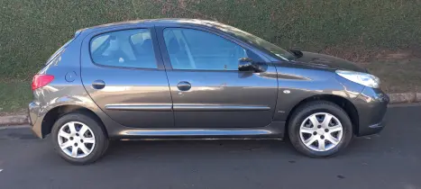 PEUGEOT 207 Hatch 1.4 4P XR FLEX, Foto 2