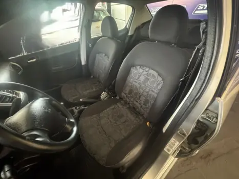 PEUGEOT 207 Sedan 1.4 4P PASSION XR FLEX, Foto 4