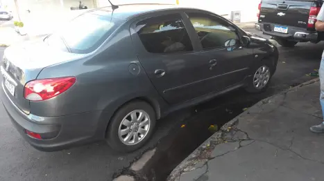 PEUGEOT 207 Sedan 1.4 4P PASSION XR FLEX, Foto 3