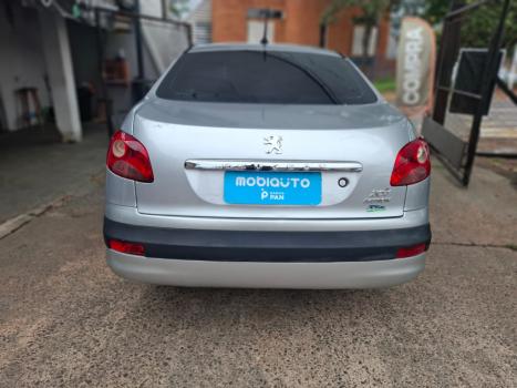 PEUGEOT 207 Sedan 1.4 4P PASSION XR FLEX, Foto 3
