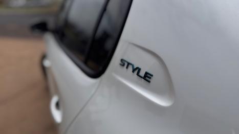 PEUGEOT 208 1.0 12V 4P FLEX STYLE TURBO 200 AUTOM�TICO CVT, Foto 7