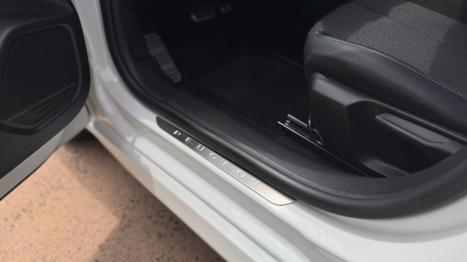 PEUGEOT 208 1.0 12V 4P FLEX STYLE TURBO 200 AUTOM�TICO CVT, Foto 19