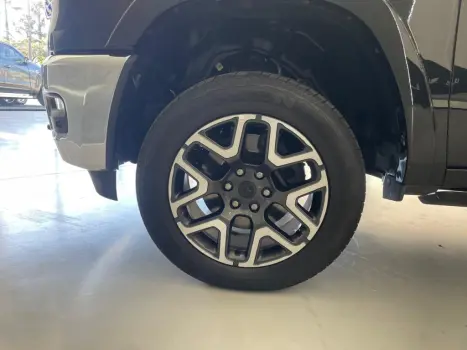 RAM 1500 3.0 HURRICANE 6 BITURBO LARAMIE CABINE DUPLA 4X4 AUTOMÁTICO, Foto 14