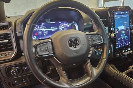 RAM 1500 5.7 V8 LIIMITED CABINE DUPLA 4X4 AUTOM�TICO, Foto 17