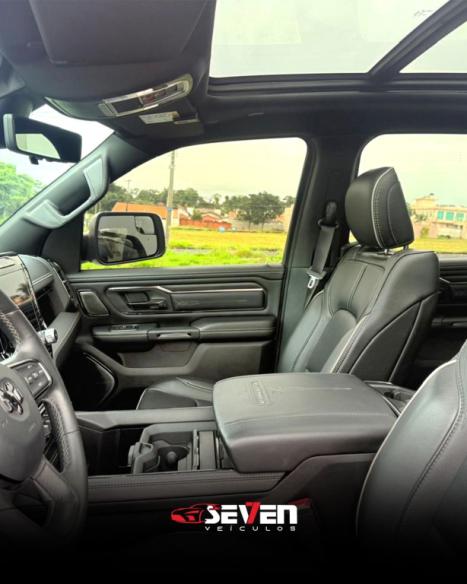 RAM 1500 5.7 V8 LIMITED NIGHT EDITION CABINE DUPLA 4X4 AUTOM�TICO, Foto 7