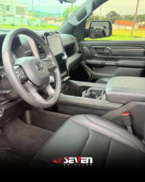 RAM 1500 5.7 V8 LIMITED NIGHT EDITION CABINE DUPLA 4X4 AUTOM�TICO, Foto 8