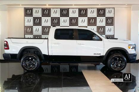 RAM 1500 5.7 V8 REBEL CABINE DUPLA 4X4 AUTOMTICO, Foto 4