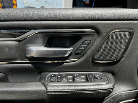 RAM 1500 5.7 V8 REBEL CABINE DUPLA 4X4 AUTOMTICO, Foto 15