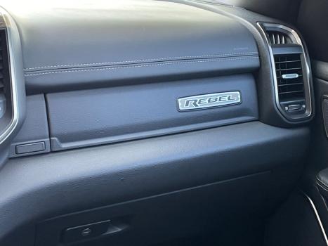 RAM 1500 5.7 V8 REBEL CABINE DUPLA 4X4 AUTOMTICO, Foto 11