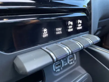 RAM 1500 5.7 V8 REBEL CABINE DUPLA 4X4 AUTOMTICO, Foto 16