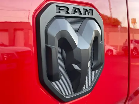 RAM 1500 5.7 V8 REBEL CABINE DUPLA 4X4 AUTOMTICO, Foto 24