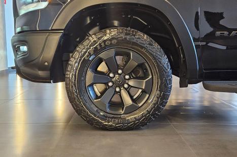RAM 1500 5.7 V8 REBEL CABINE DUPLA 4X4 AUTOM�TICO, Foto 11