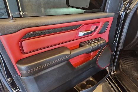 RAM 1500 5.7 V8 REBEL CABINE DUPLA 4X4 AUTOM�TICO, Foto 12