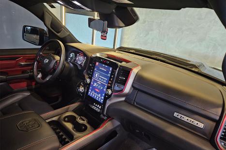 RAM 1500 5.7 V8 REBEL CABINE DUPLA 4X4 AUTOM�TICO, Foto 18