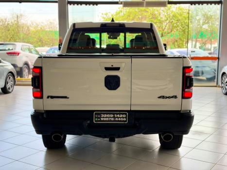 RAM 1500 5.7 V8 REBEL CABINE DUPLA 4X4 AUTOMÁTICO, Foto 7