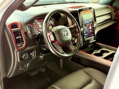 RAM 1500 5.7 V8 REBEL CABINE DUPLA 4X4 AUTOMÁTICO, Foto 15