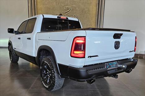 RAM 1500 5.7 V8 REBEL CABINE DUPLA 4X4 AUTOM�TICO, Foto 3