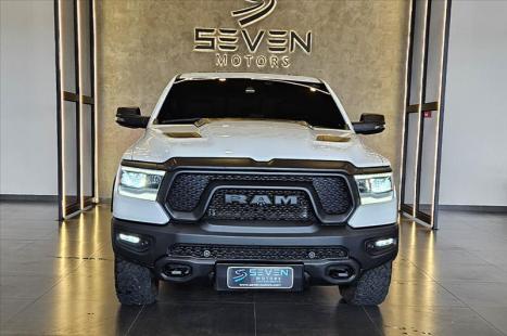 RAM 1500 5.7 V8 REBEL CABINE DUPLA 4X4 AUTOM�TICO, Foto 8