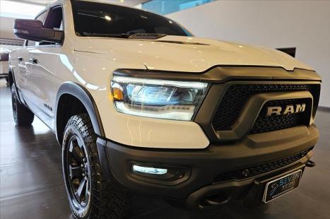 RAM 1500 5.7 V8 REBEL CABINE DUPLA 4X4 AUTOM�TICO, Foto 10