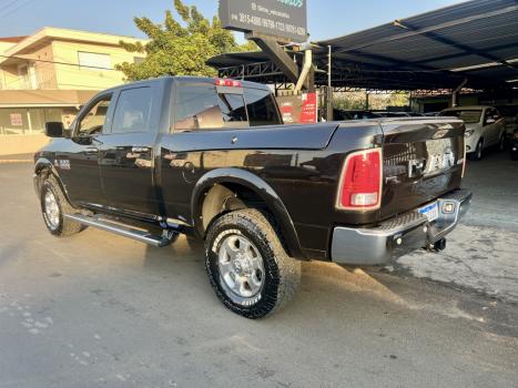 RAM 2500 6.7 I6 24V SLT CABINE DUPLA TURBO DIESEL LARAMIE 4X4 AUTOMTICO, Foto 5