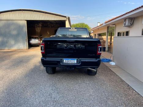 RAM 2500 6.7 I6 24V SLT CABINE DUPLA TURBO DIESEL LARAMIE 4X4 AUTOMTICO, Foto 2