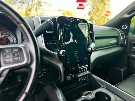 RAM 2500 6.7 I6 24V SLT CABINE DUPLA TURBO DIESEL LARAMIE 4X4 AUTOM�TICO, Foto 12